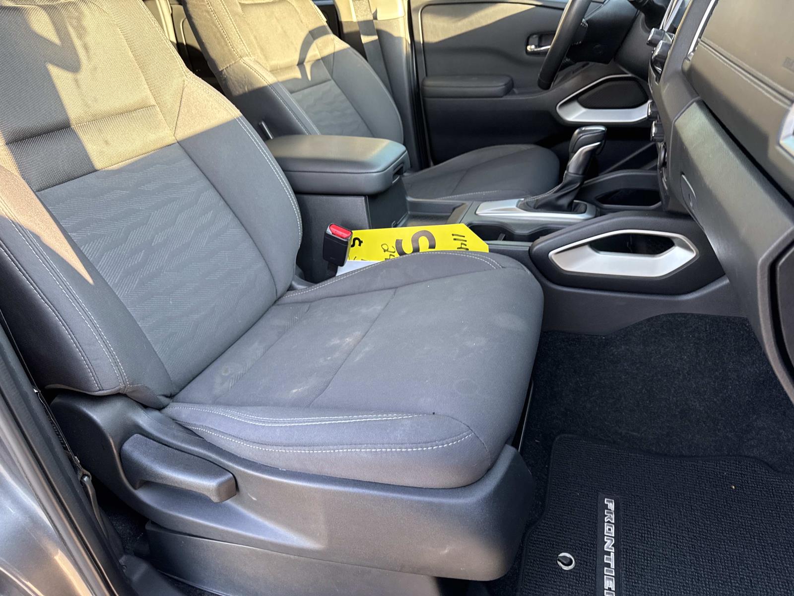 2024 Nissan Frontier SV - Photo 25