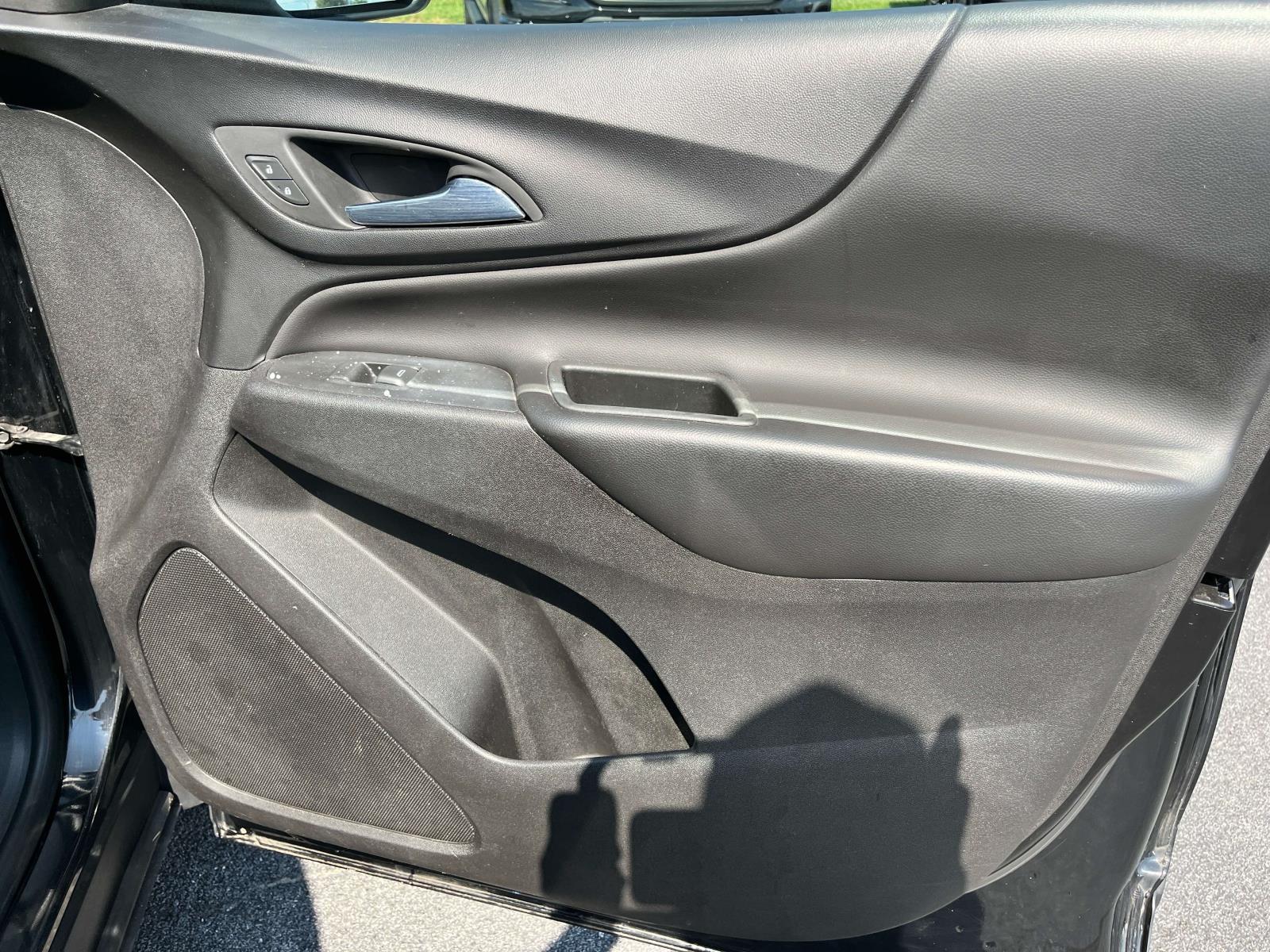 2022 Chevrolet Equinox LT - Photo 24