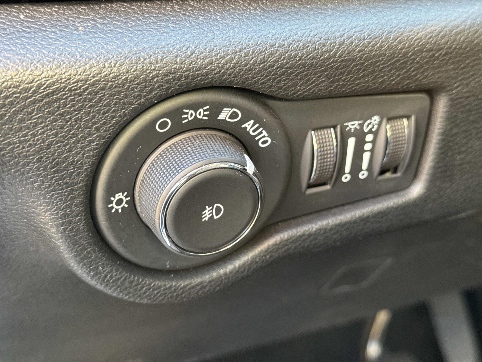 2026 Chrysler Pacifica Limited - Photo 34