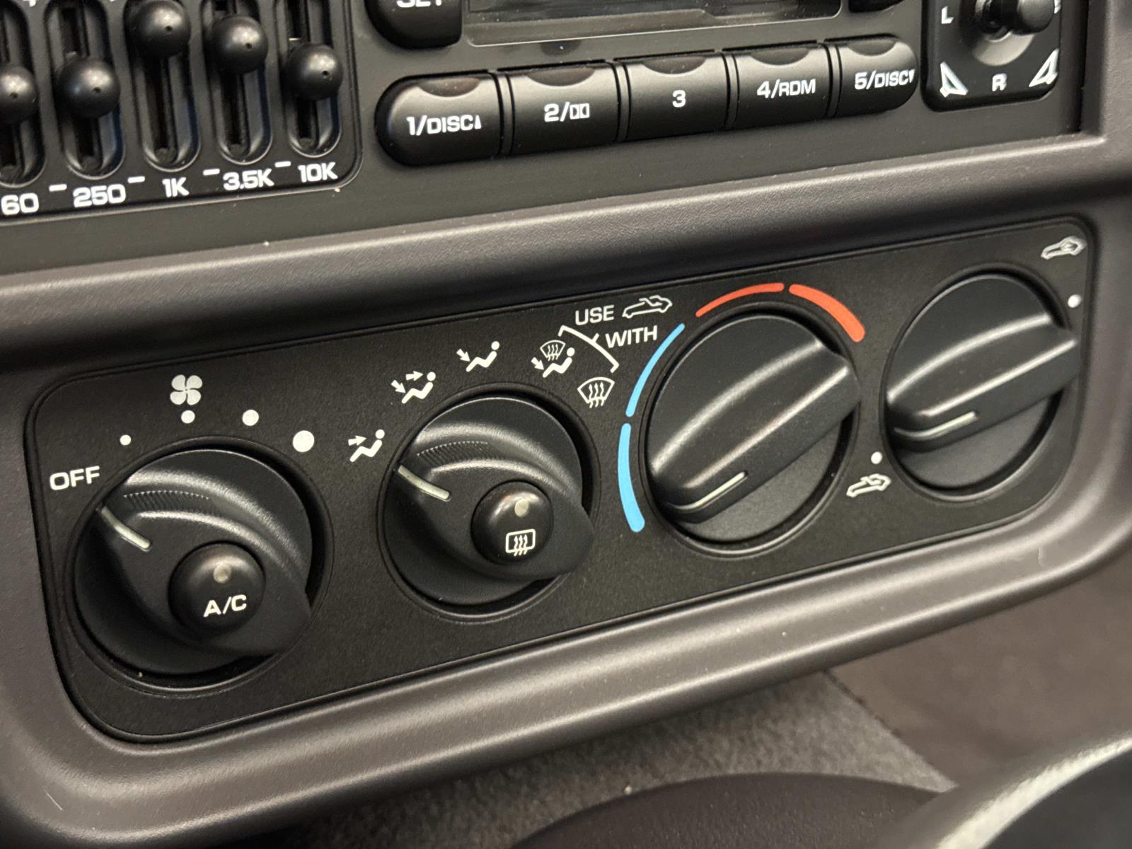1999 Plymouth Prowler Base - Photo 21