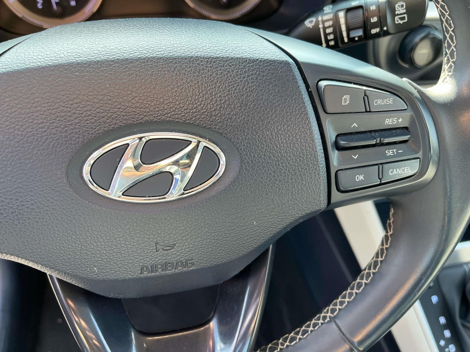 2022 Hyundai Venue Limited - Photo 30