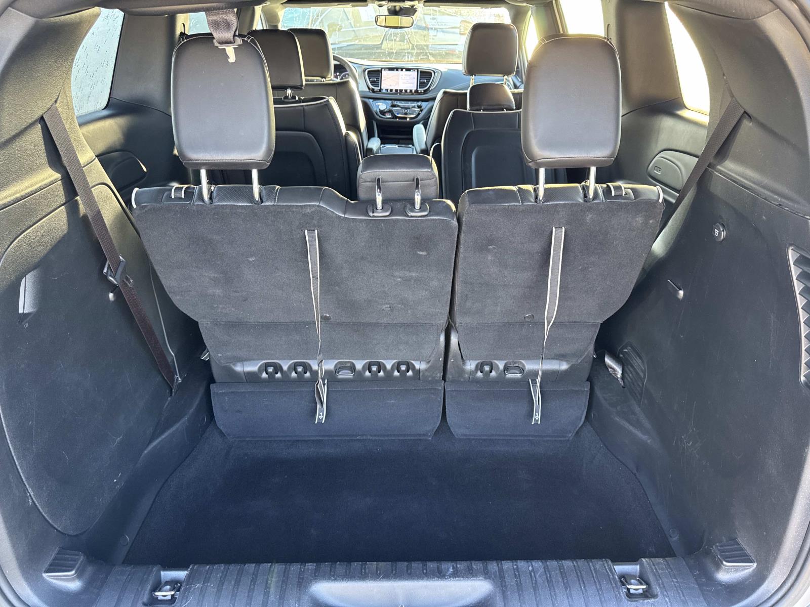 2026 Chrysler Pacifica Limited - Photo 12