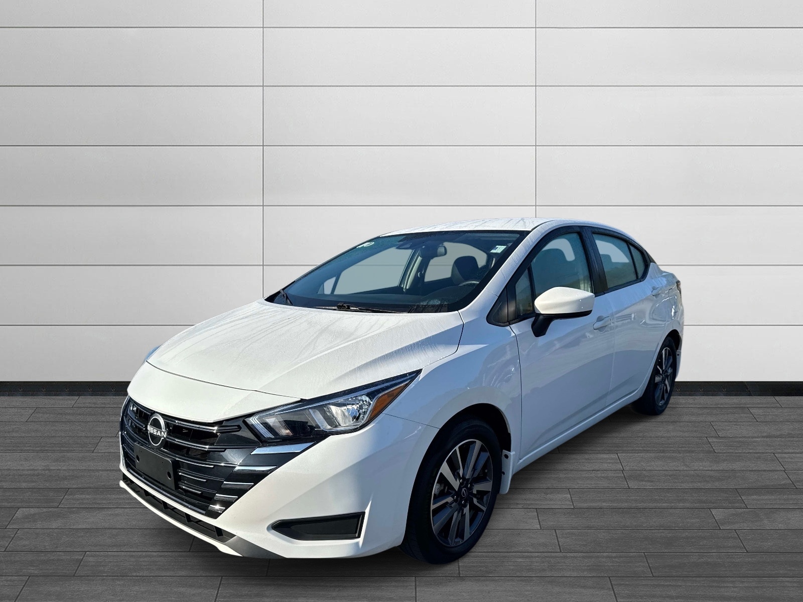 2024 Nissan Versa Sedan SV - Photo 7