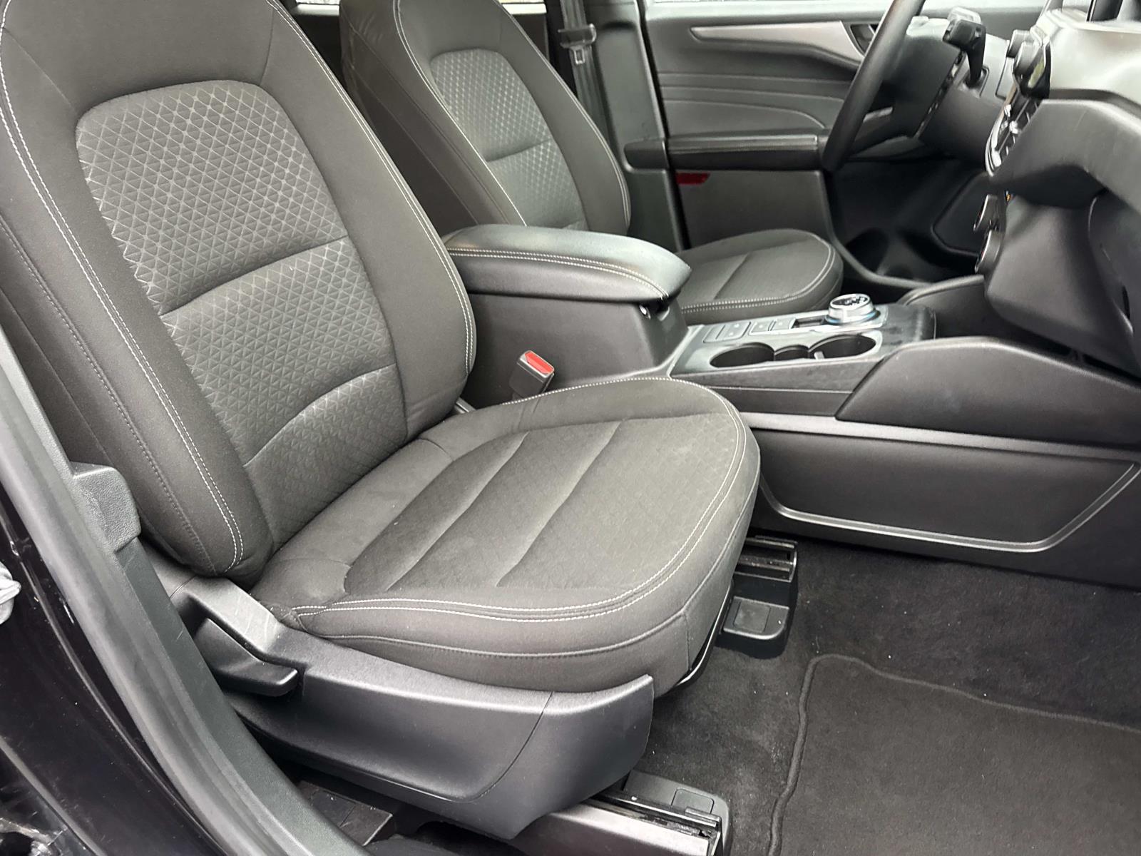 2025 Ford Escape Active - Photo 25