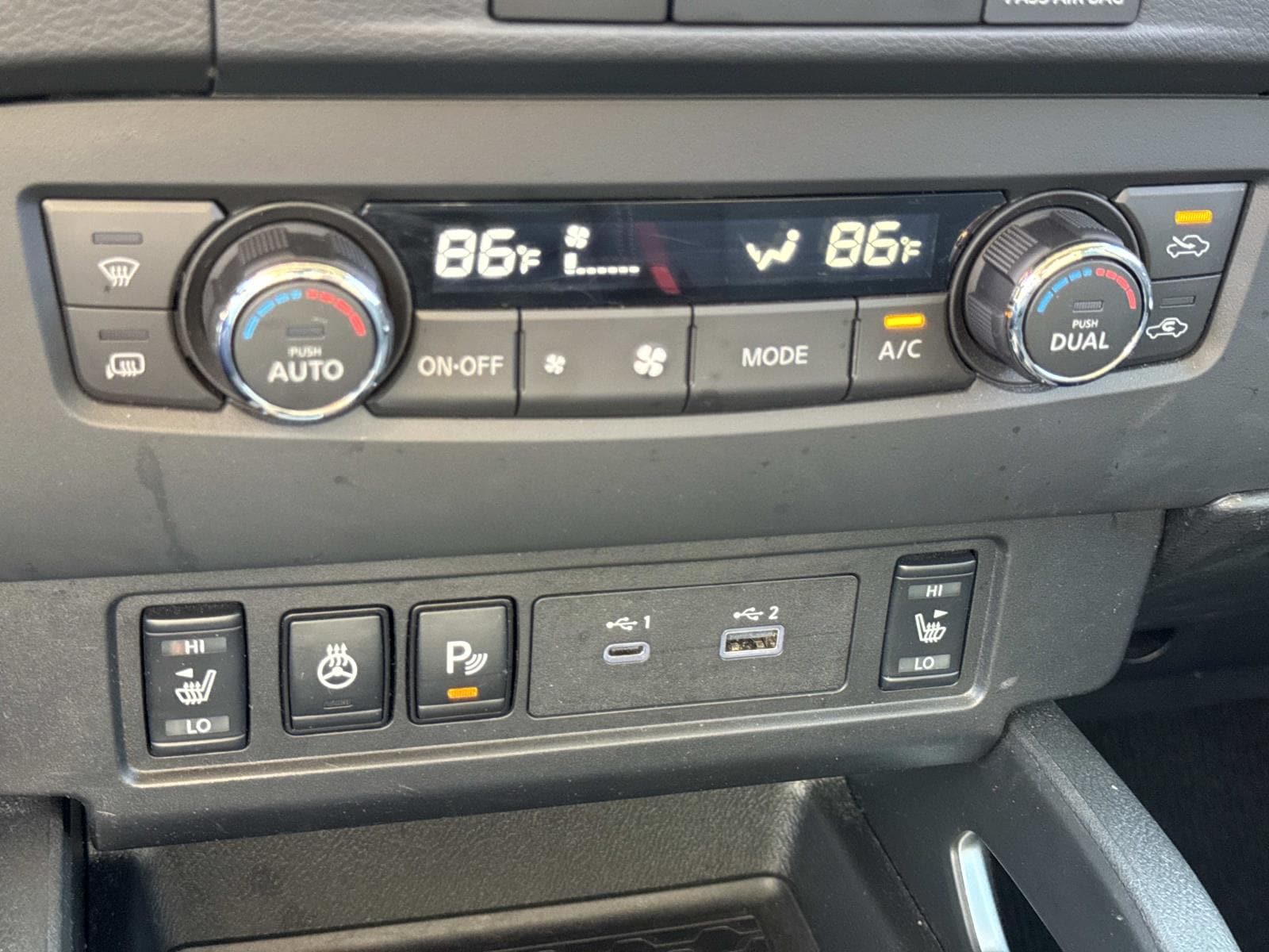 2024 Nissan Frontier SV - Photo 36