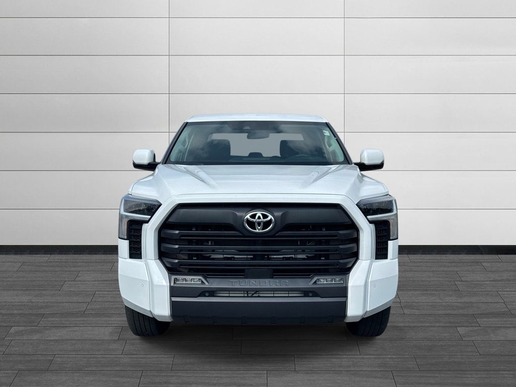 2024 Toyota Tundra SR5 - Photo 8