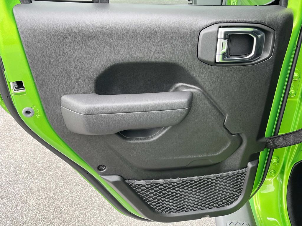 2025 Jeep Wrangler 4-Door Sport S - Photo 17