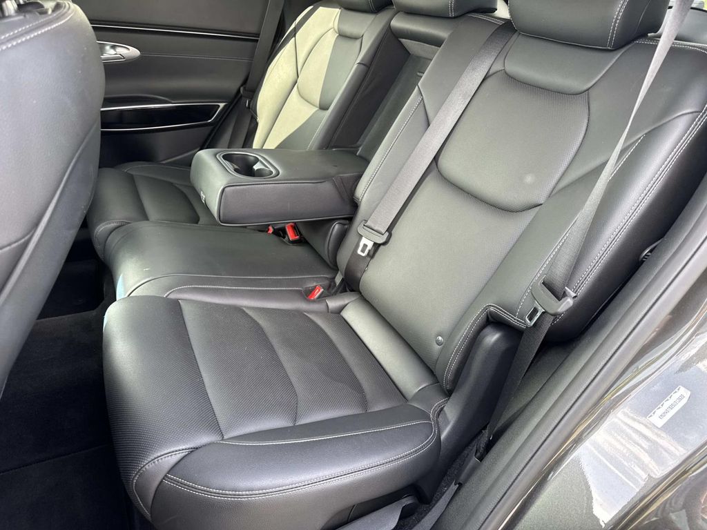 2025 GENESIS GV70 Standard - Photo 21