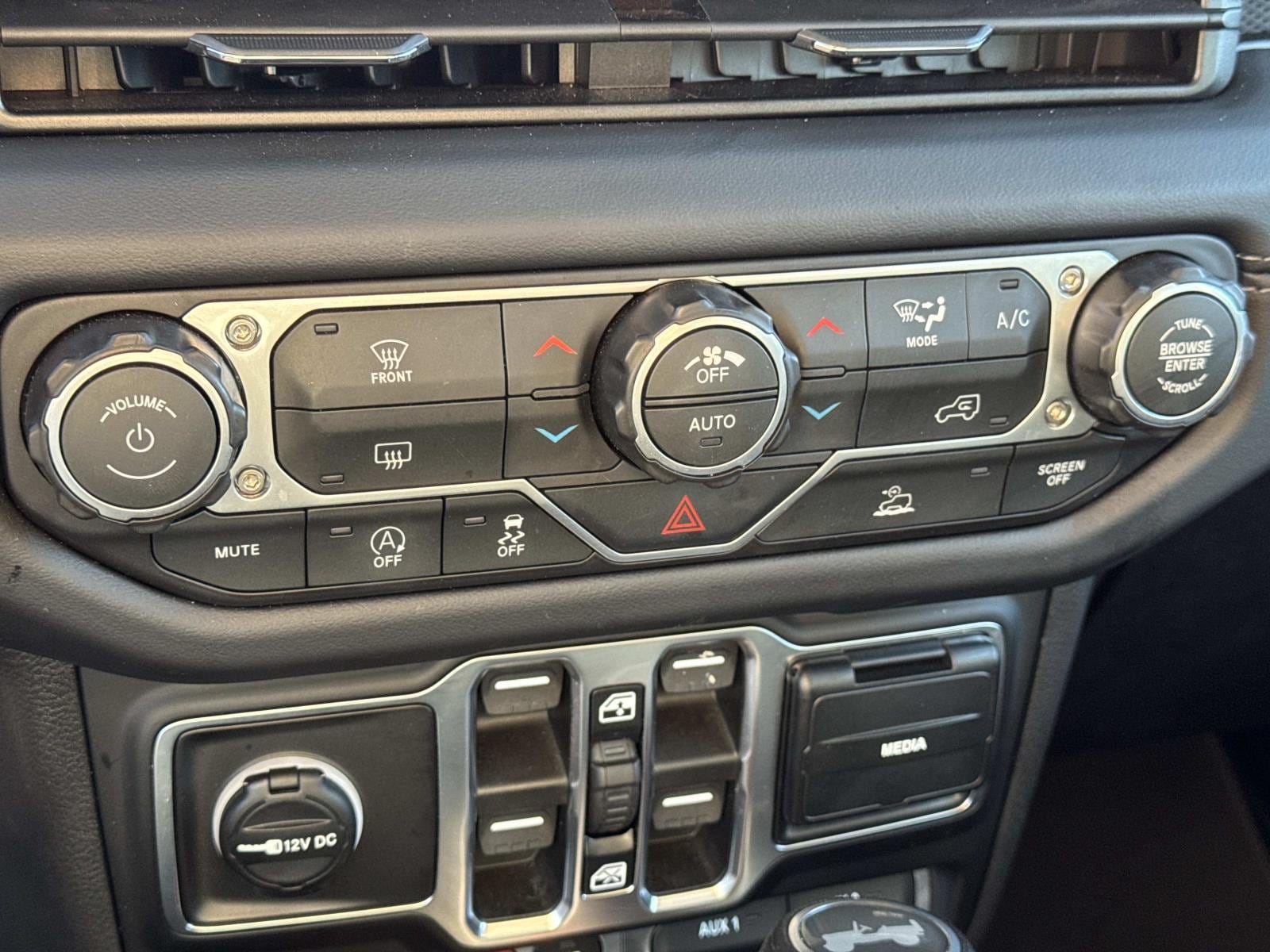 2026 Jeep Wrangler 4-Door Rubicon - Photo 33