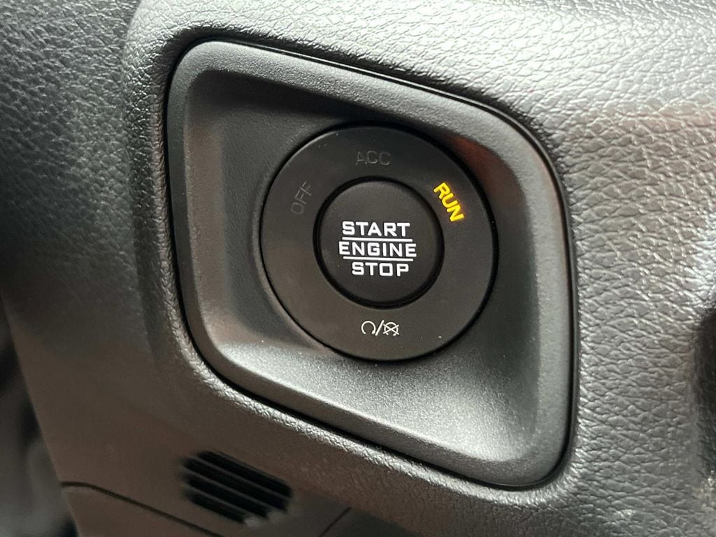2025 Jeep Wrangler 4-Door Sport S - Photo 27