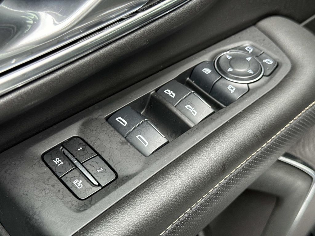 2024 Chevrolet Tahoe Premier - Photo 33