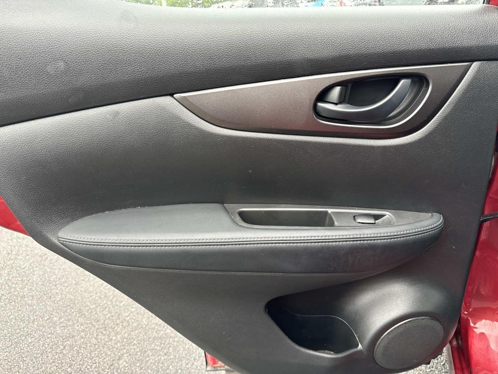 2020 Nissan Rogue Sport S - Photo 18