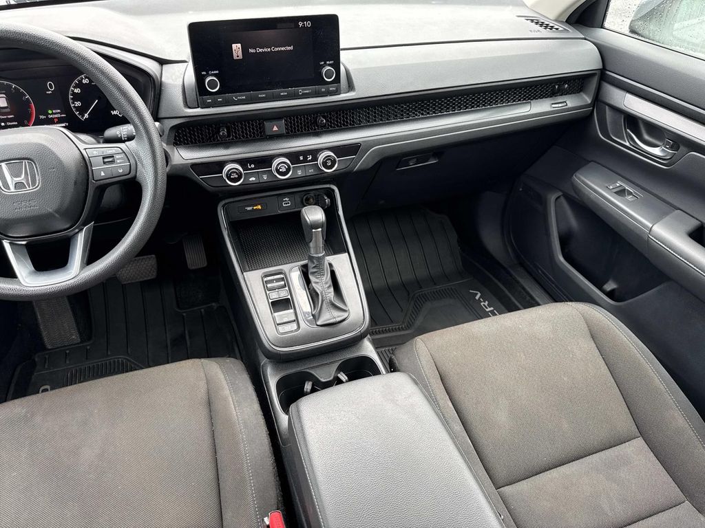 2024 Honda CR-V LX - Photo 14