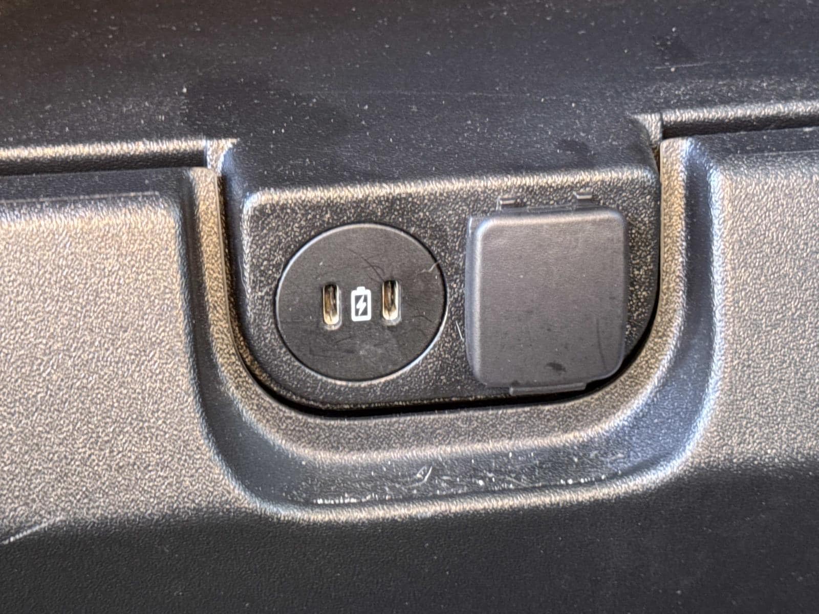 2025 Ford F-150 XLT - Photo 17