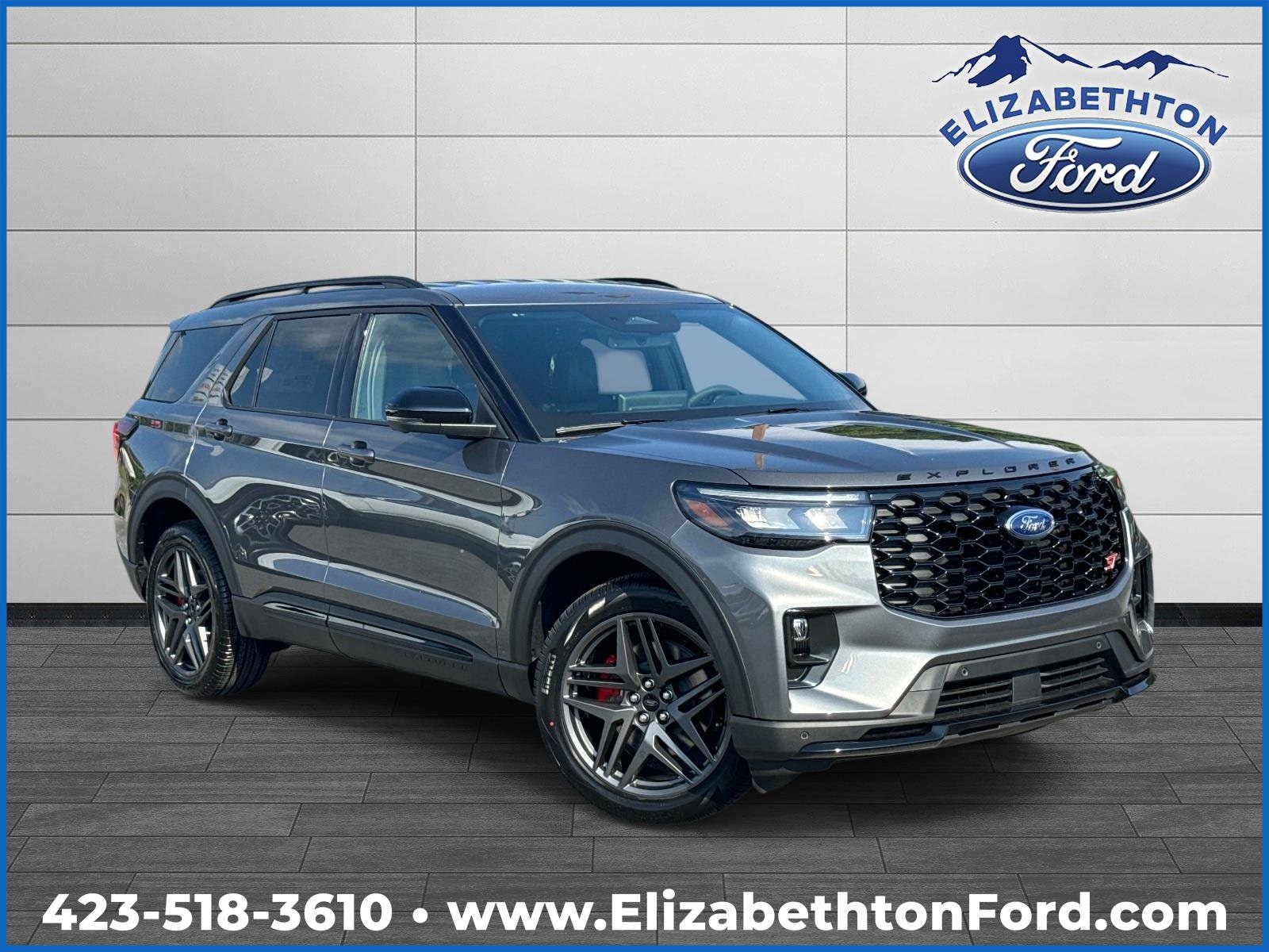 2026 Ford Explorer ST 4WD's photo