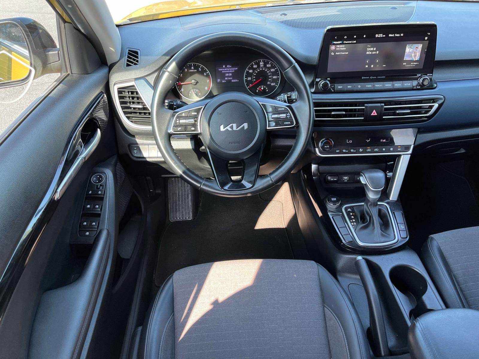 2023 Kia Seltos S - Photo 12
