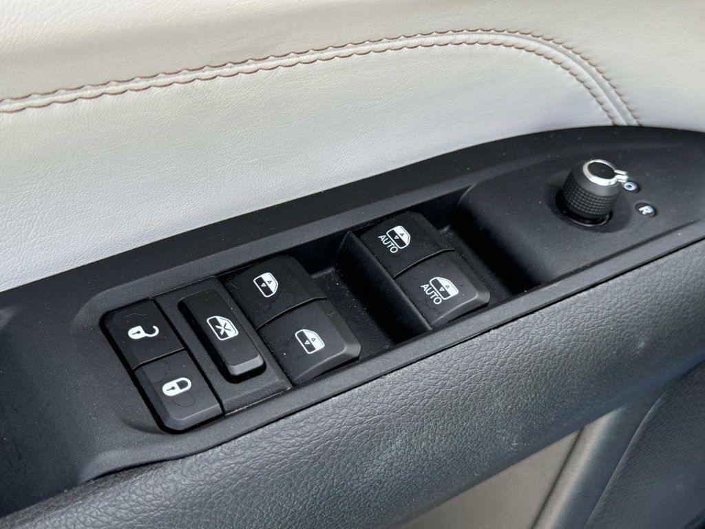 2025 Jeep Compass Limited - Photo 29