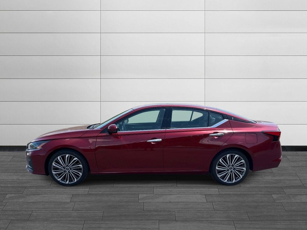 2024 Nissan Altima SL - Photo 6