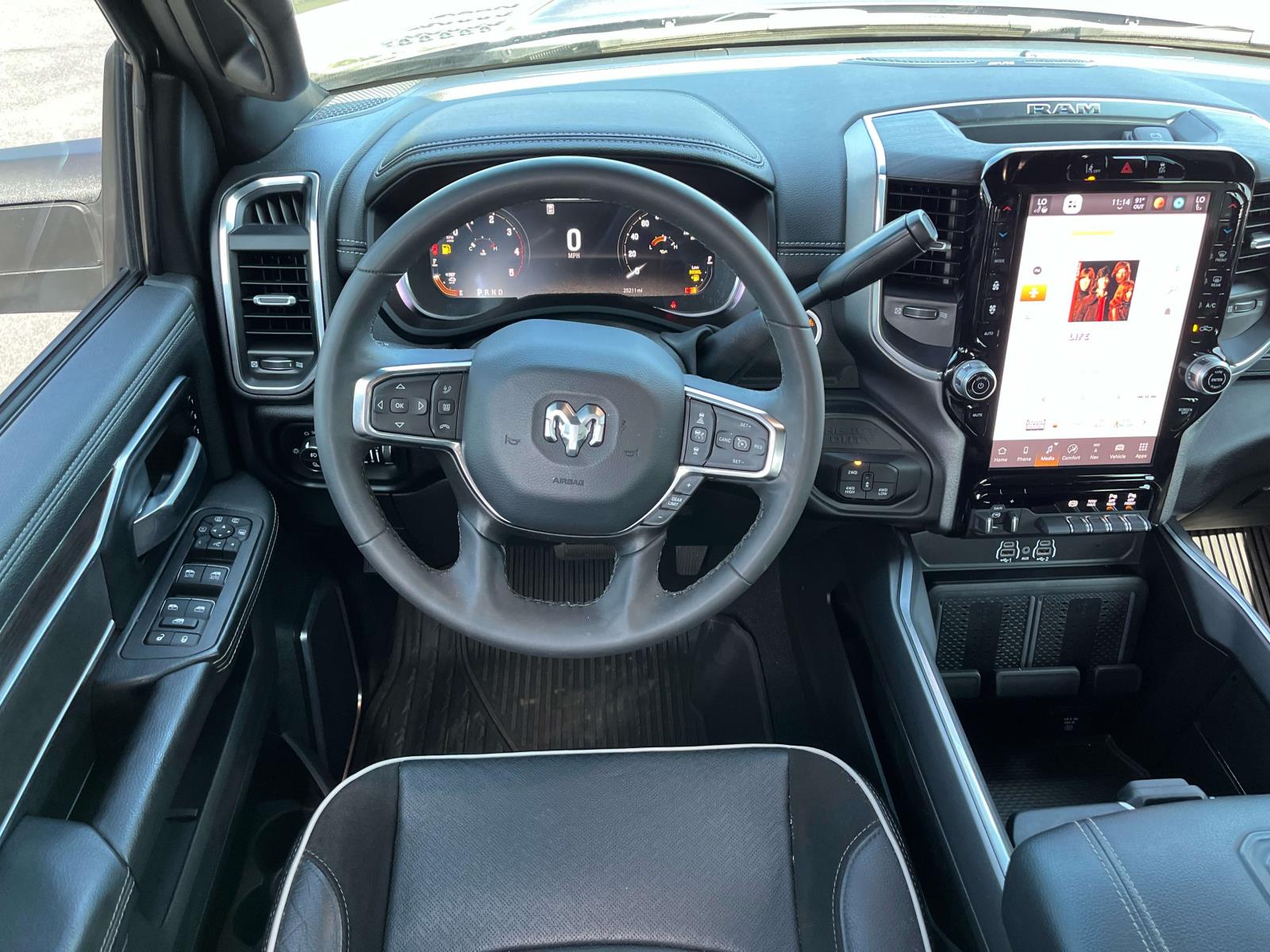 2025 RAM Ram 2500 Pickup Laramie - Photo 12