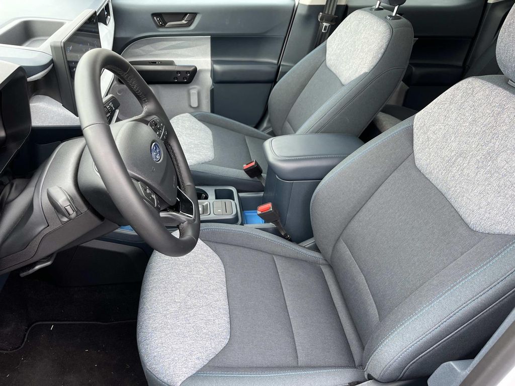 2025 Ford Maverick XLT - Photo 19