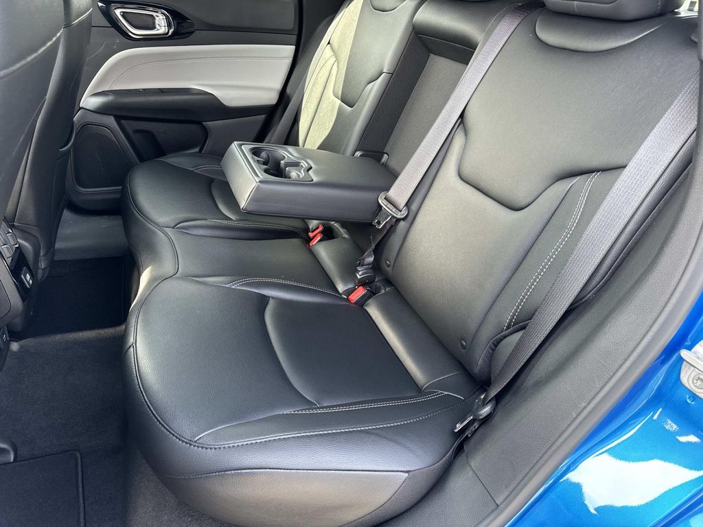 2025 Jeep Compass Limited - Photo 22