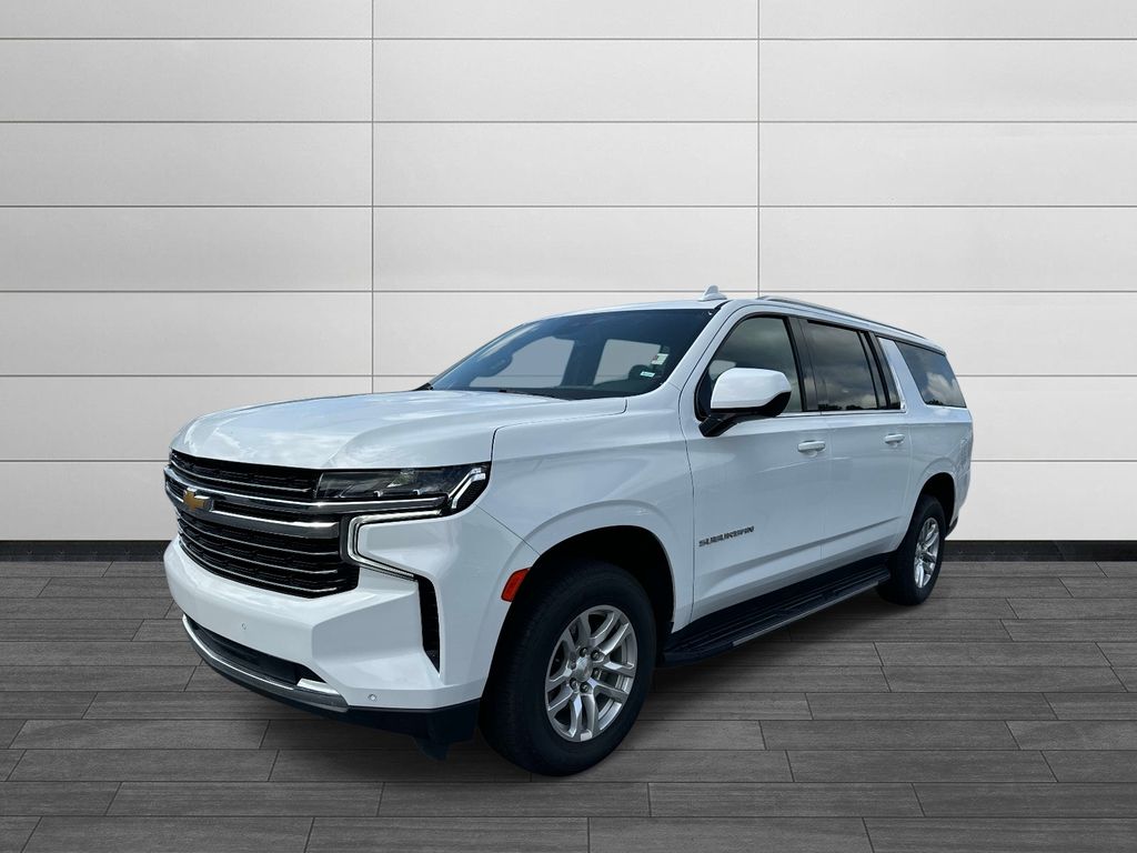 2024 Chevrolet Suburban LT - Photo 7