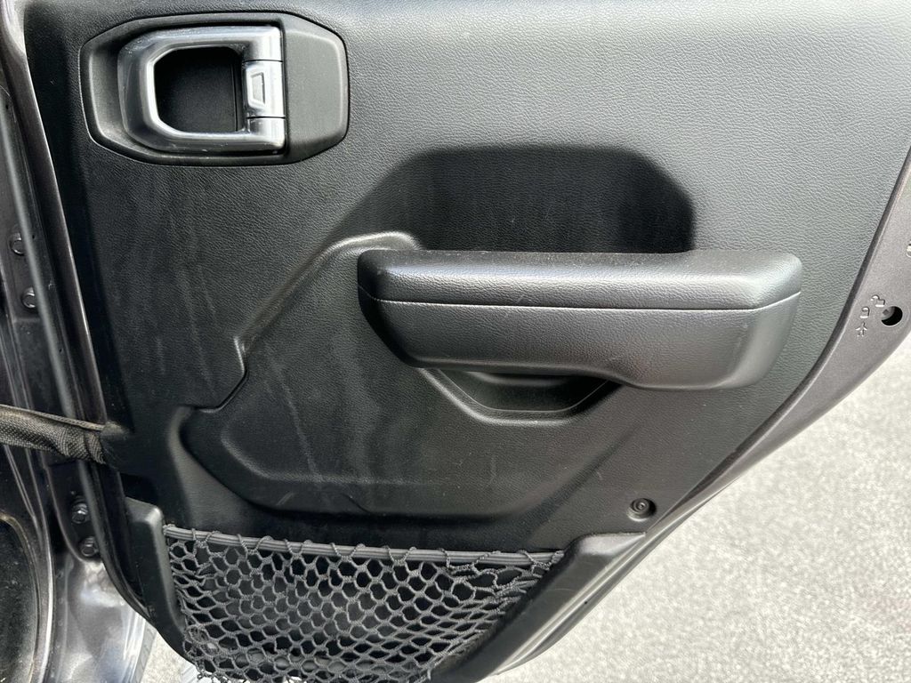 2020 Jeep Wrangler Unlimited Rubicon - Photo 21