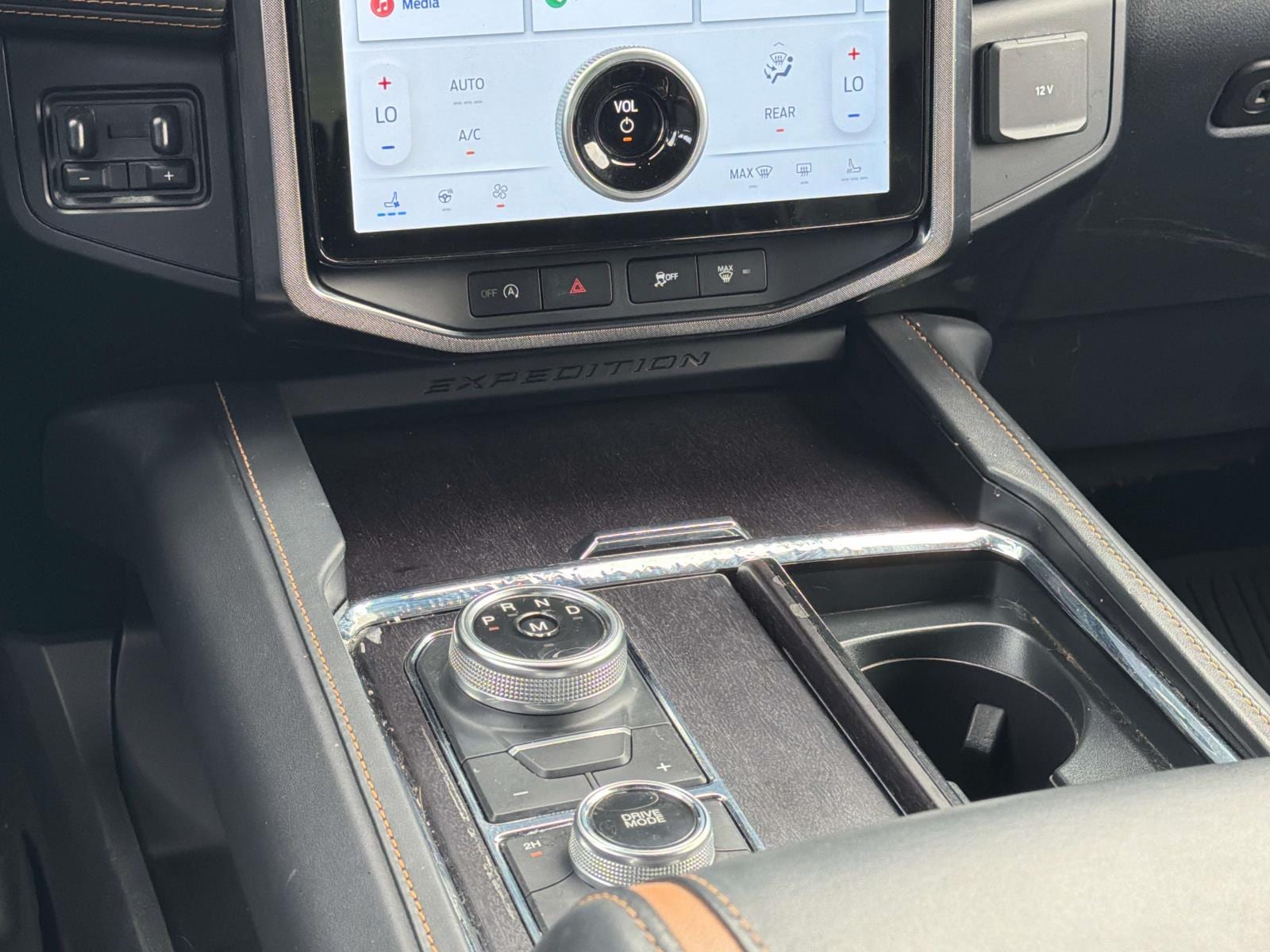 2023 Ford Expedition Platinum - Photo 15