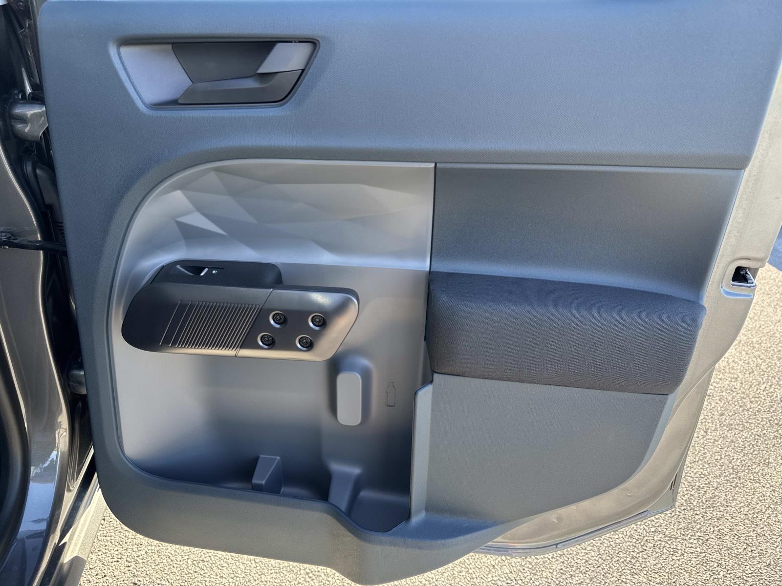 2026 Ford Maverick XL - Photo 22