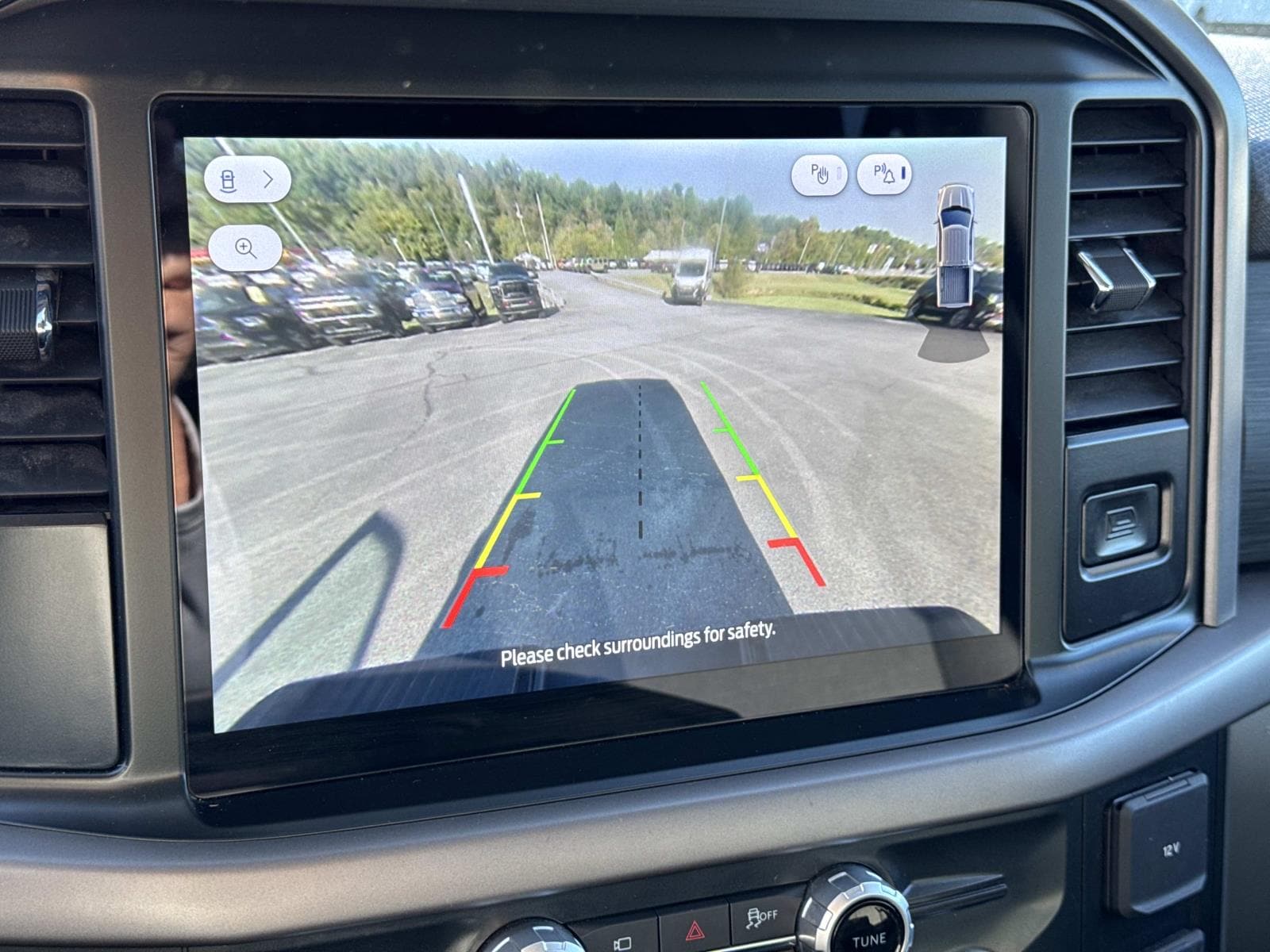 2025 Ford F-150 XLT - Photo 33
