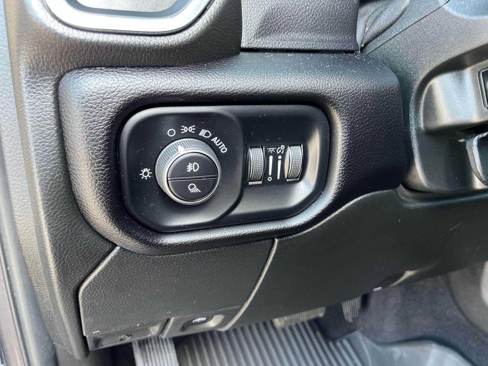 2025 RAM Ram 2500 Pickup Laramie - Photo 32