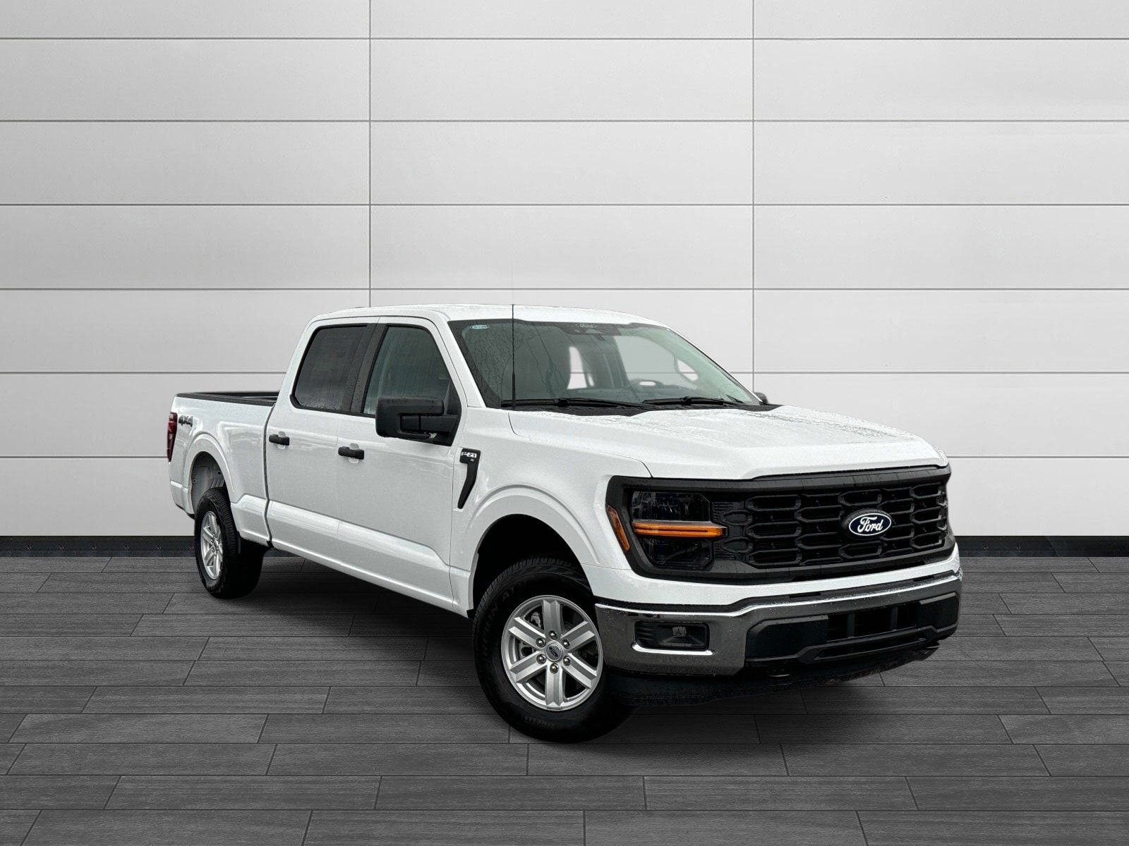 2025 Ford F-150 XL 4x4 SuperCrew 5-1/2 Box's photo