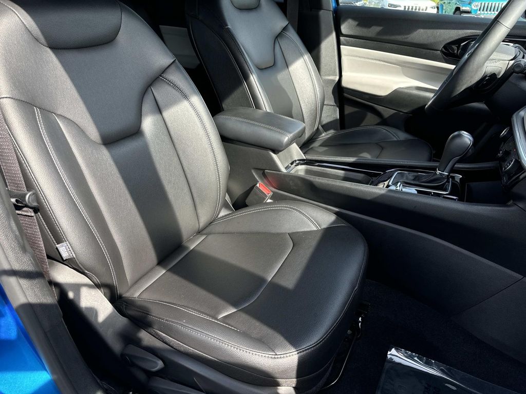 2025 Jeep Compass Limited - Photo 27