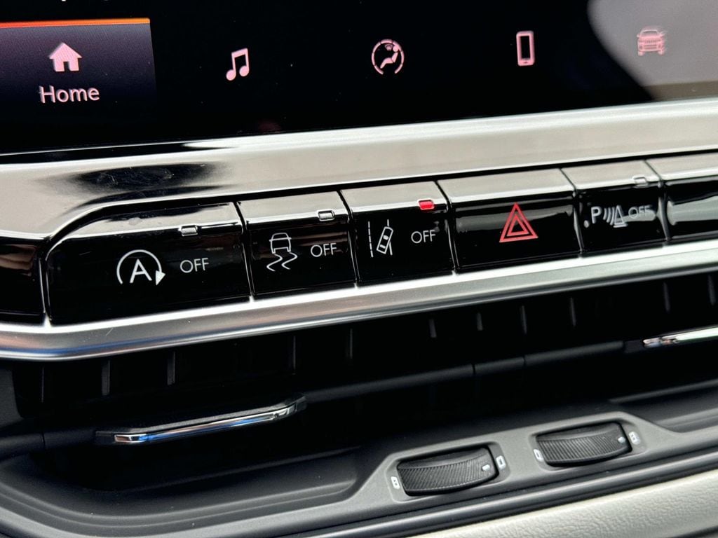 2024 Jeep Compass Limited - Photo 37