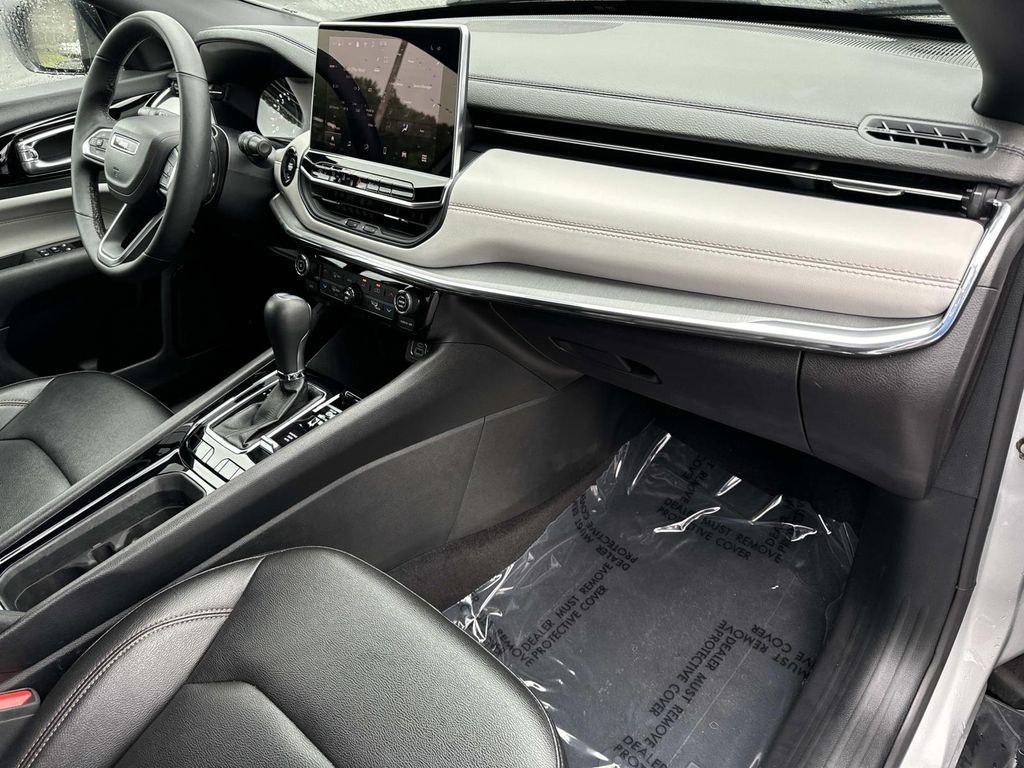 2024 Jeep Compass Limited - Photo 26