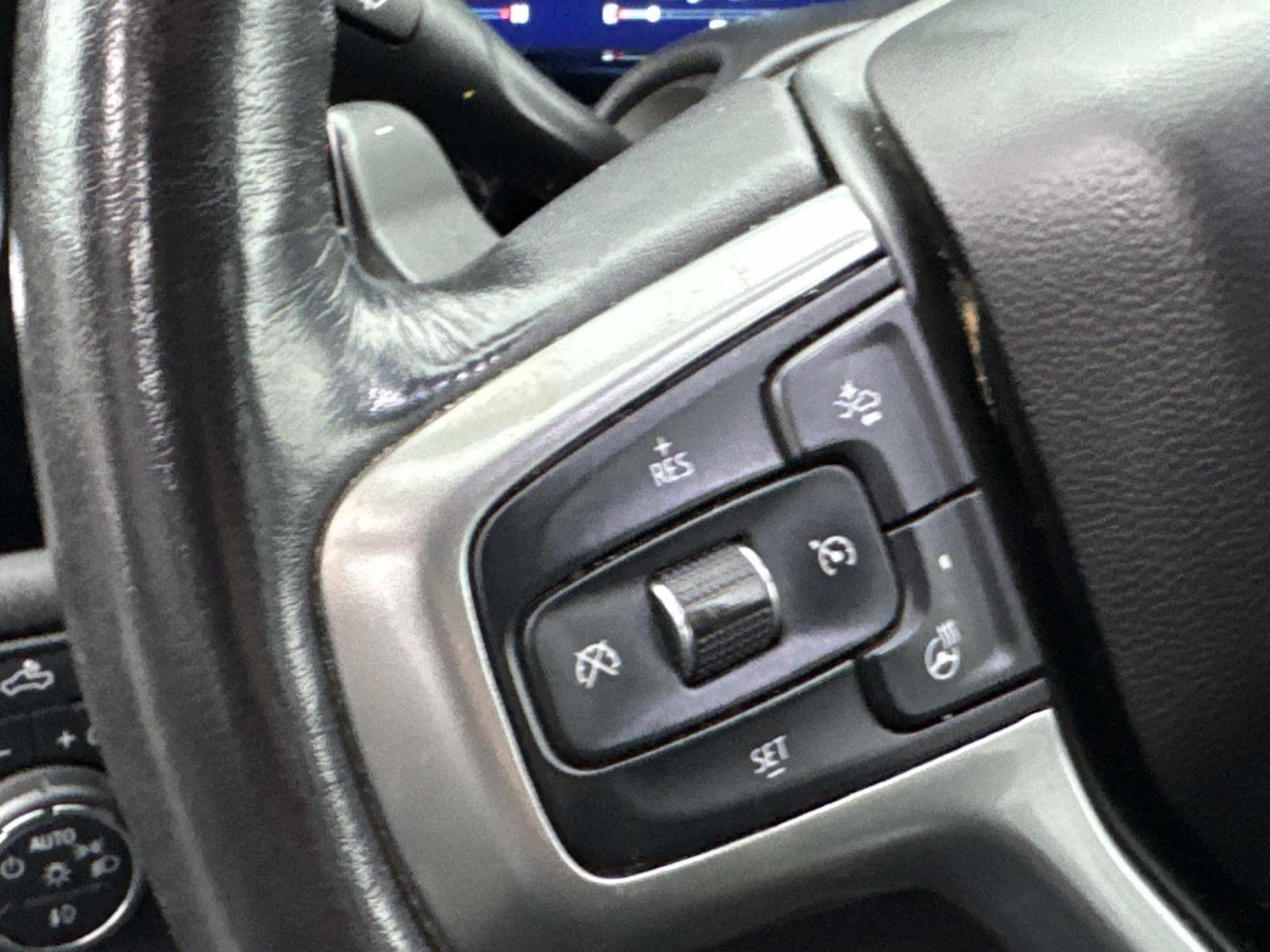 2022 Chevrolet Silverado 1500 RST - Photo 32