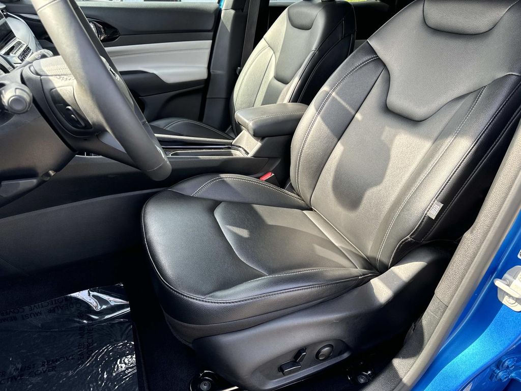 2025 Jeep Compass Limited - Photo 30