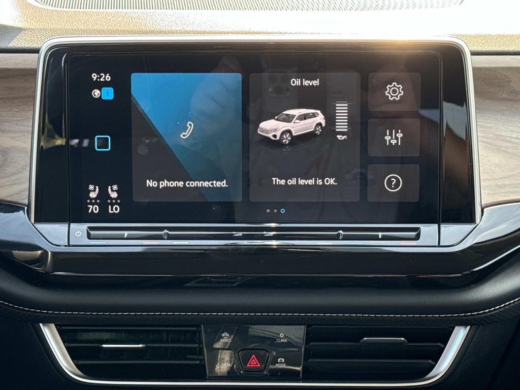2025 Volkswagen Atlas SE w/Tech - Photo 16