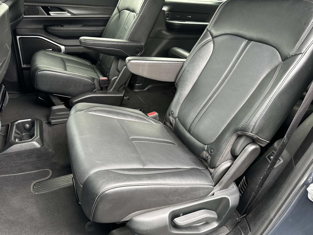 2024 Jeep Wagoneer Series III - Photo 23