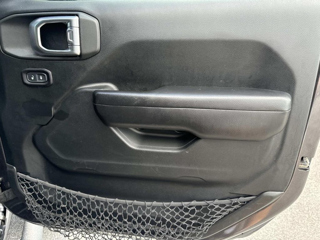 2020 Jeep Wrangler Unlimited Rubicon - Photo 23