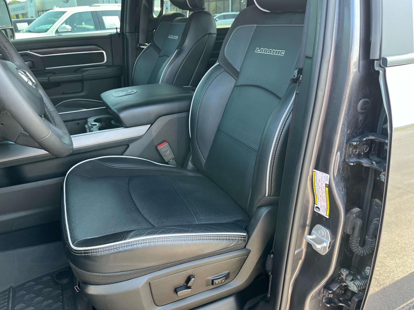 2025 RAM Ram 2500 Pickup Laramie - Photo 30