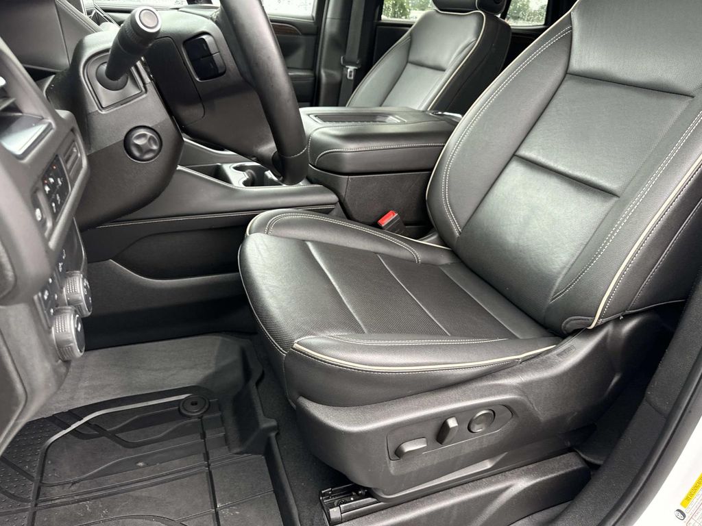 2024 Chevrolet Tahoe Premier - Photo 34