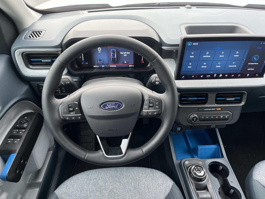 2025 Ford Maverick XLT - Photo 12