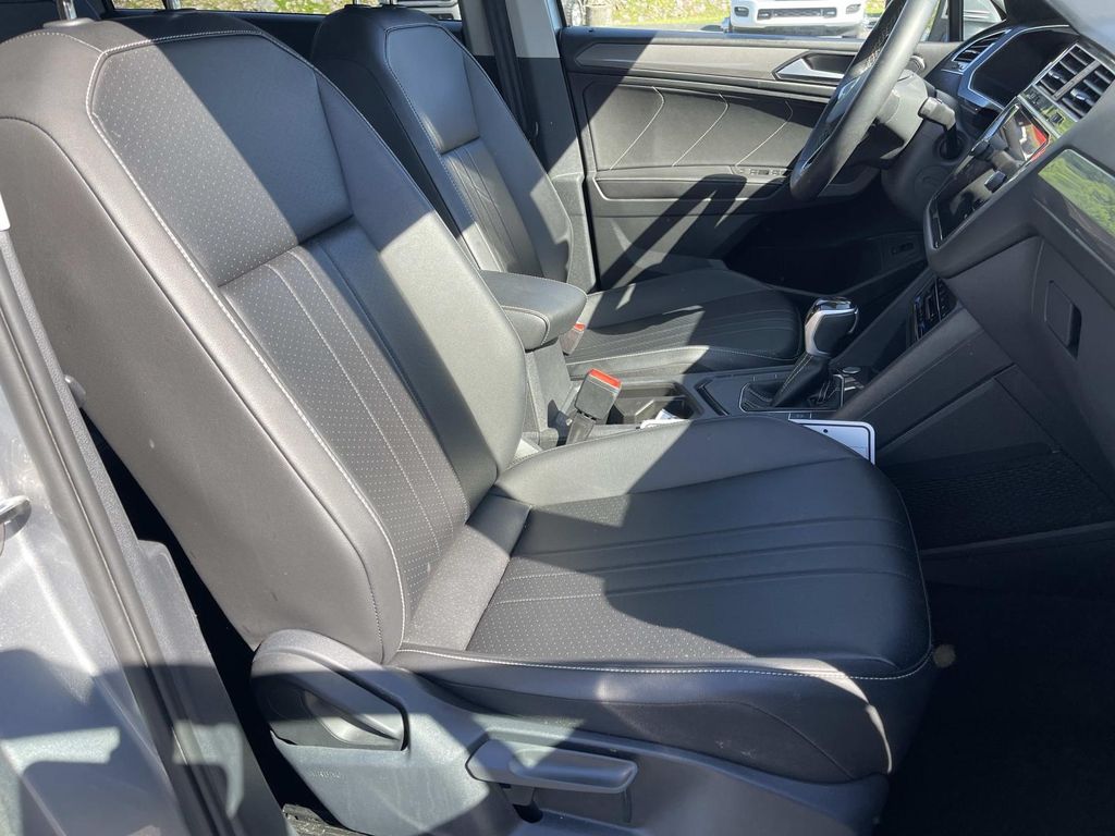 2024 Volkswagen Tiguan SE - Photo 23