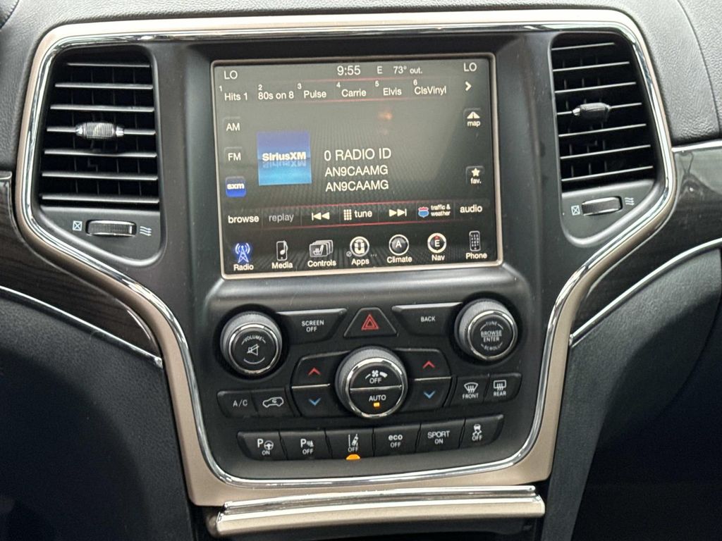 2017 Jeep Grand Cherokee Overland - Photo 16