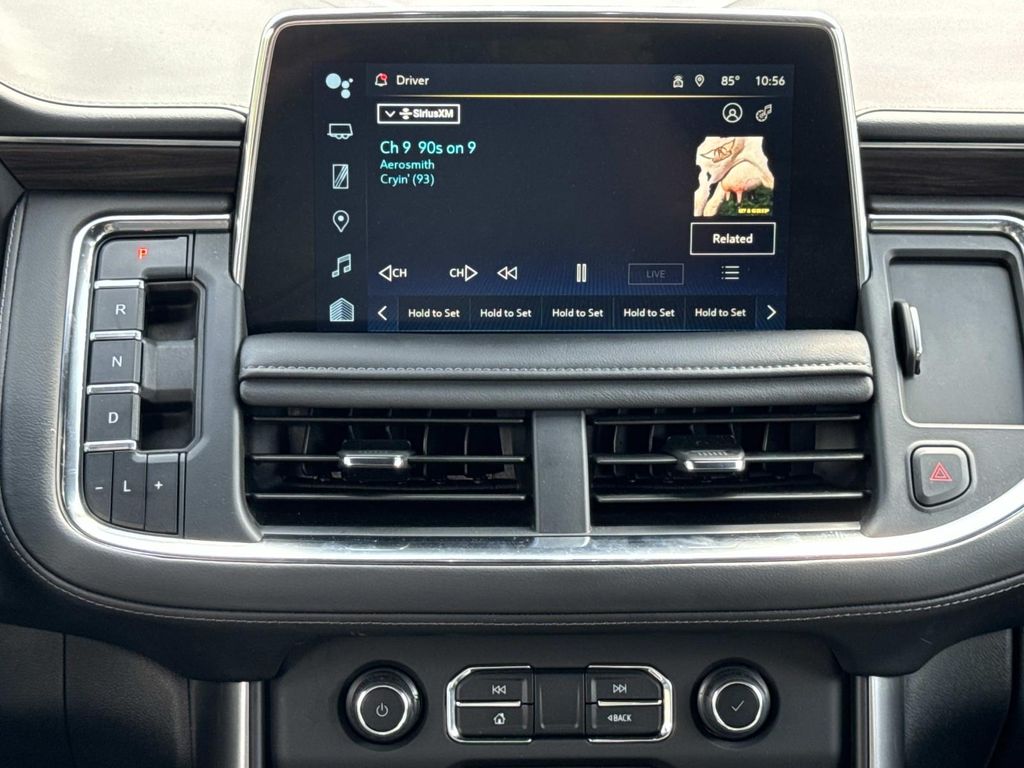 2024 Chevrolet Suburban LT - Photo 16