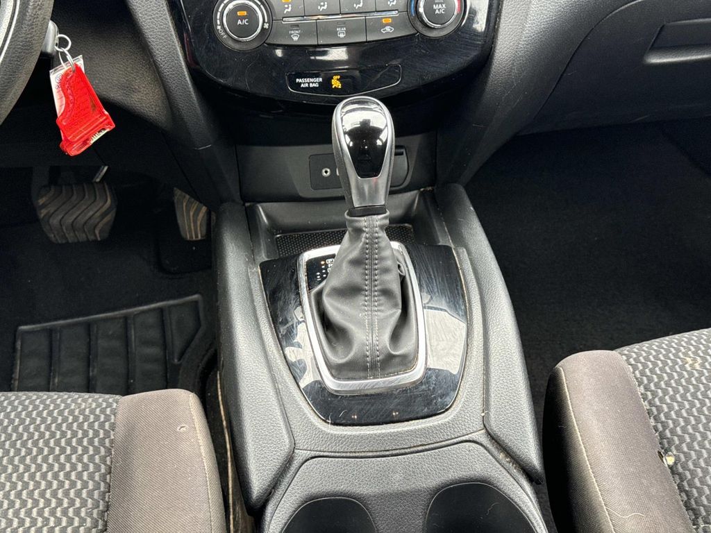 2020 Nissan Rogue Sport S - Photo 16