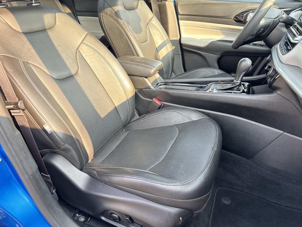 2025 Jeep Compass Limited - Photo 27