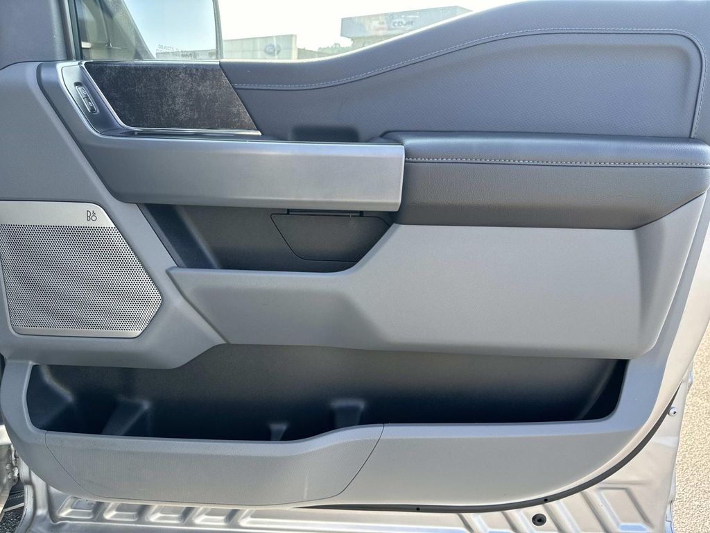 2023 Ford F-150 XLT - Photo 23