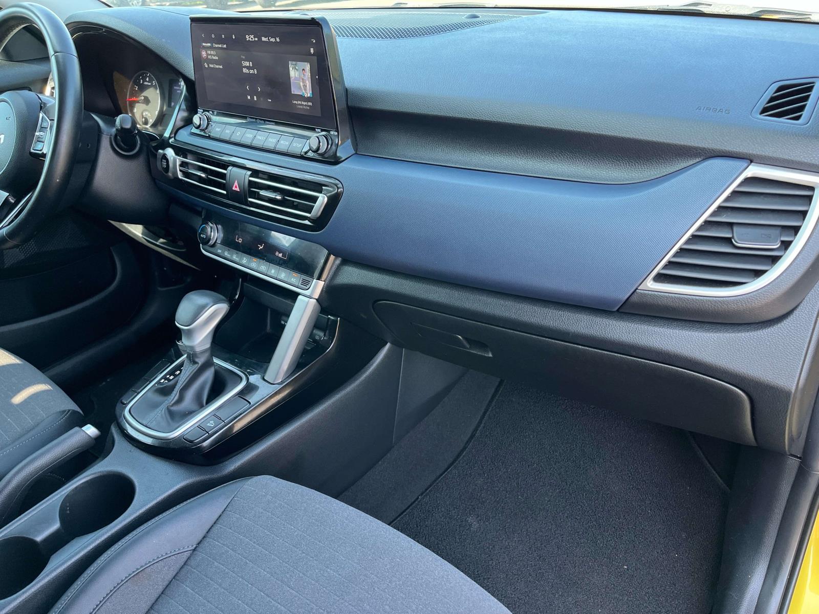 2023 Kia Seltos S - Photo 22